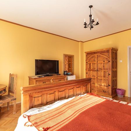 Corona Villa ヘーヴィーズ 部屋 写真